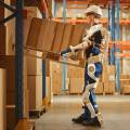 Un’innovazione “umana” per la logistica: gli esoscheletri
